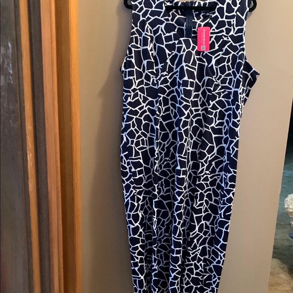 Suzanne Betro Stylish Black and White Patterned dress XL (260)
